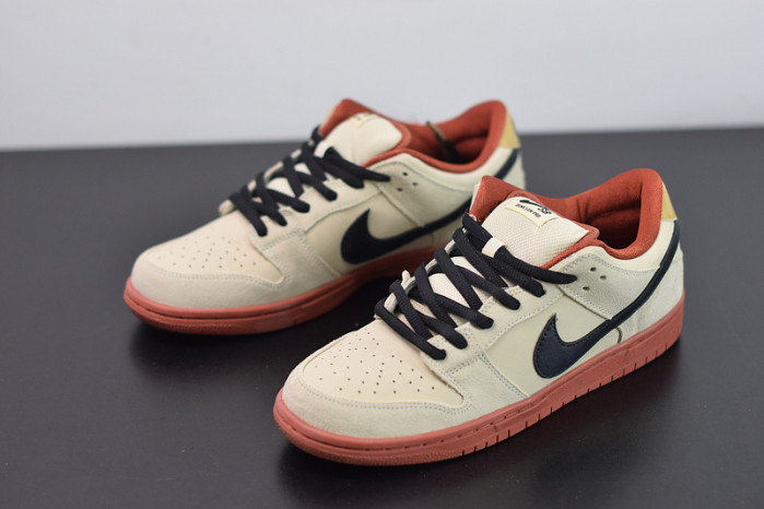 nike sb dunk low pro hennessy bq6817-100