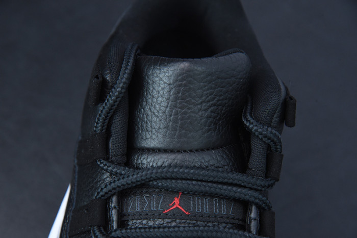 airjordan 11 retro low “72-10” av2187-001