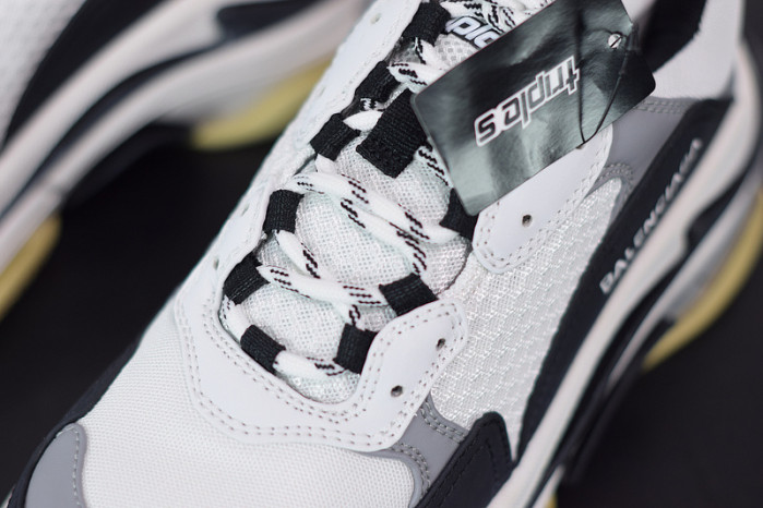 balcia triple s 536737 w09om 9072