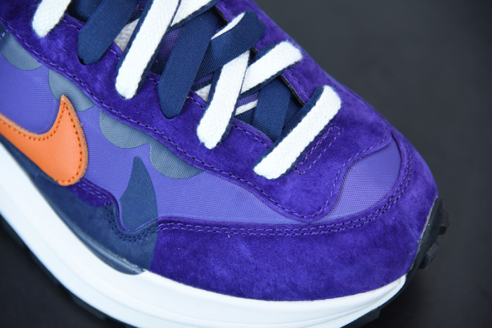 nike vaporwaffle sacai iris