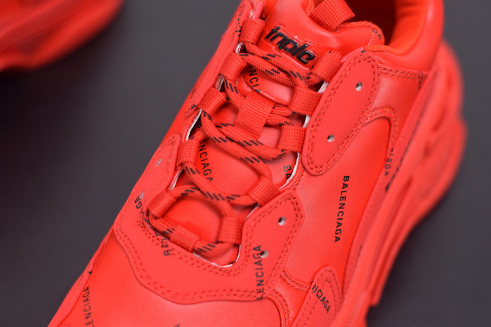 balcia triple s all over logo red 524039 w2fa1 7632