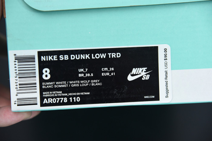 nike sb dunk low summit white wolf grey ar0778-110
