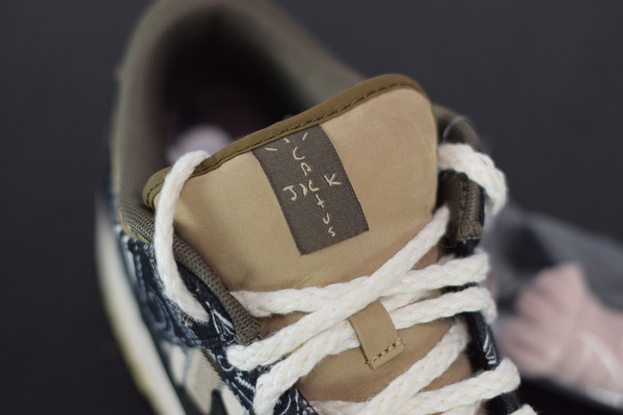 nike sb dunk low travis scott ct5053-001