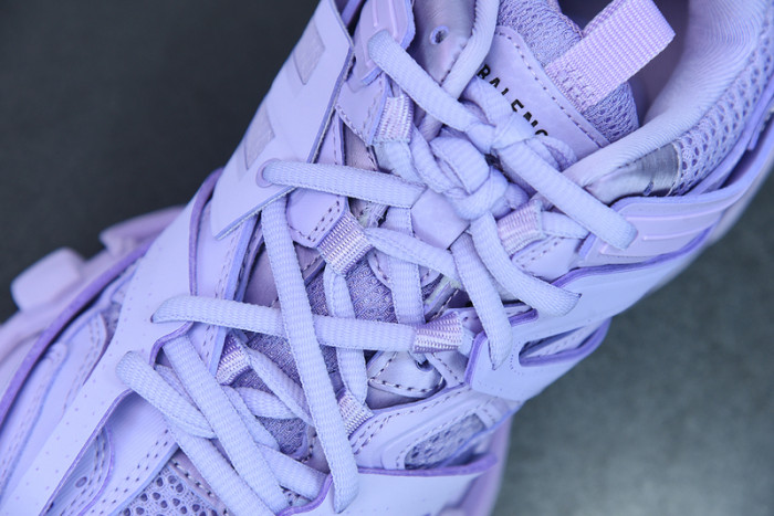 balcia track sneaker