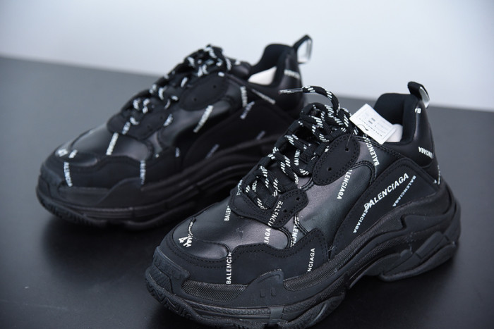 balcia triple s black logo 536737 w2fa1 1090