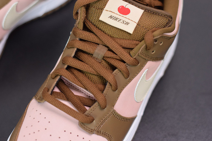 nike dunk sb low stussy cherry 304292-671