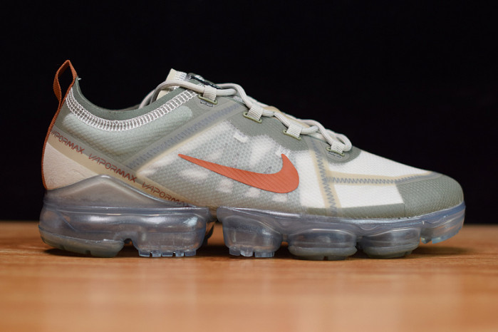 nike air vapormax 2019 vintage lichen dark russet ar6631-300