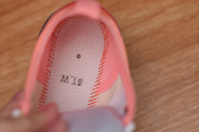 nike air vapormax 2019 pink tint barely volt ar6632-602