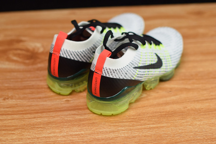 nike air vapormax flyknit 3 neon collection aj6900-100
