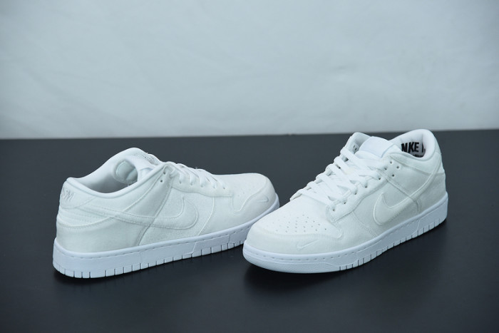 dover street market nike dunk low dh2686-100