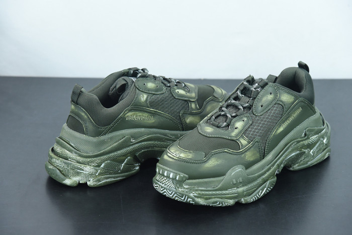 balcia triple s sneaker faded green