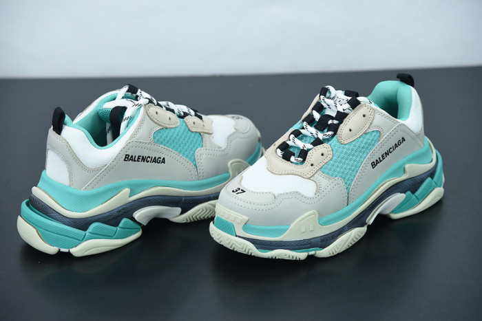 balcia triple s sneaker