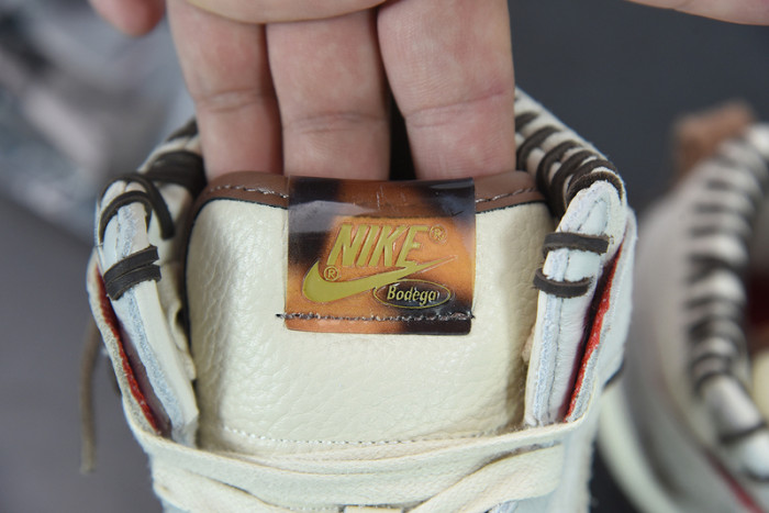 bodega x nk dunk high “sail/frienda and family” cz8125-100