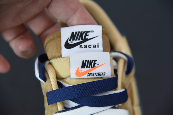 nike vaporwaffle sacai tan navy dd1875-200