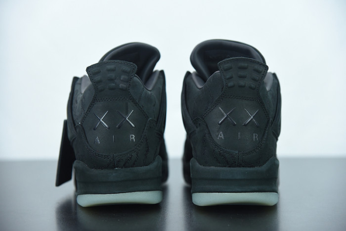 kaws x air jordan 4 black aj4 930155-001