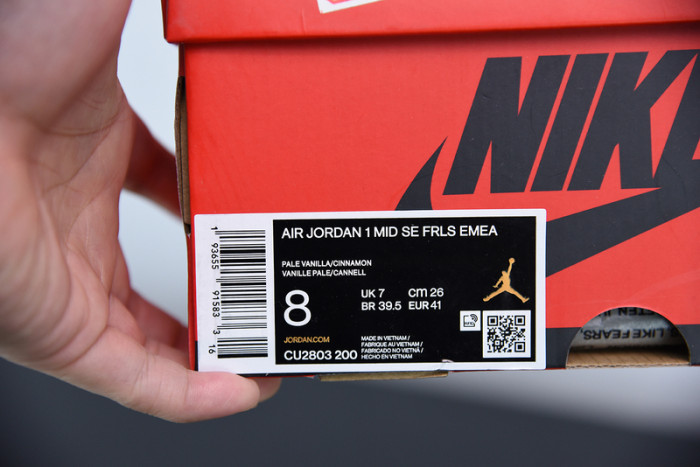 air jordan 1 mid fearless cu2803-200