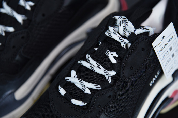 balcia triple s diy black red white 533882 w09o1 1000