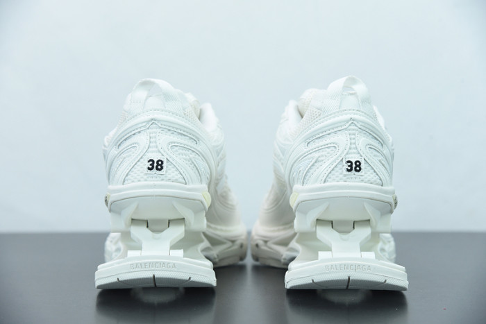 balcia x-pander sneaker