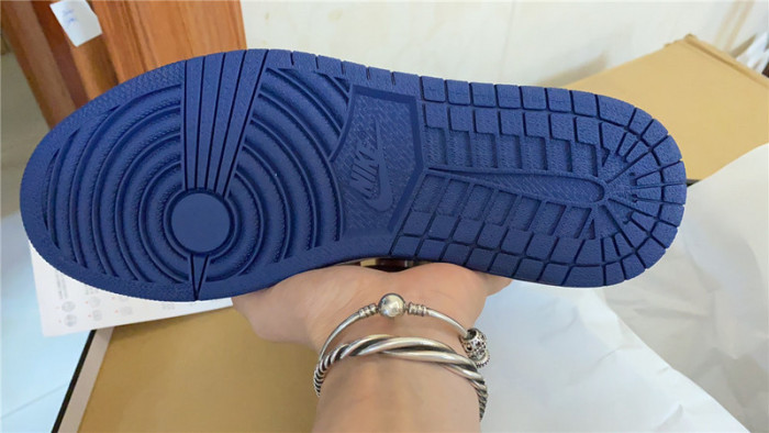 air jordan 1 retro metallic navy 555088-106