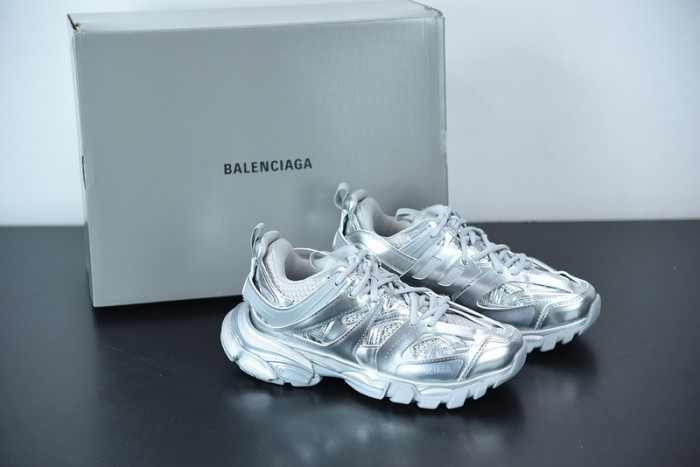 balcia track sneaker
