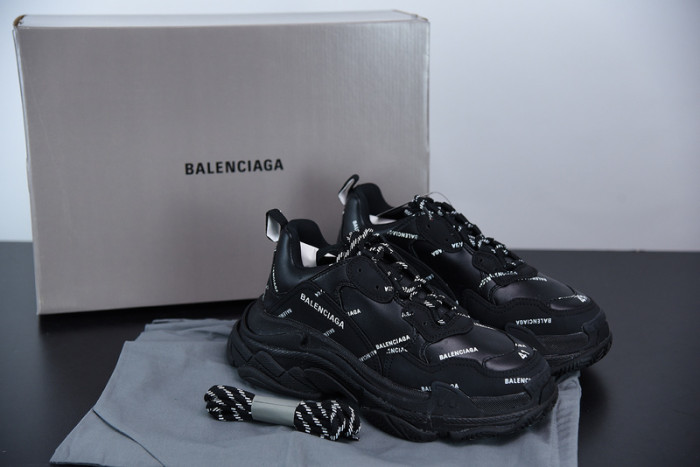 balcia triple s black logo 536737 w2fa1 1090