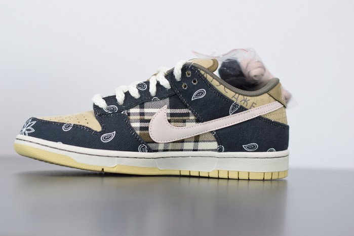 nike sb dunk low travis scott ct5053-001