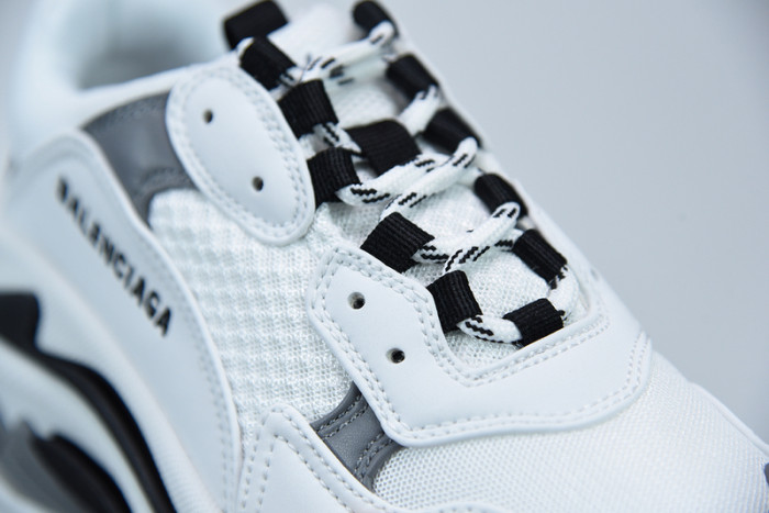 balcia triple s sneaker