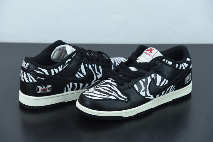 quartersnacks x nike sb dunk low dm3510-001