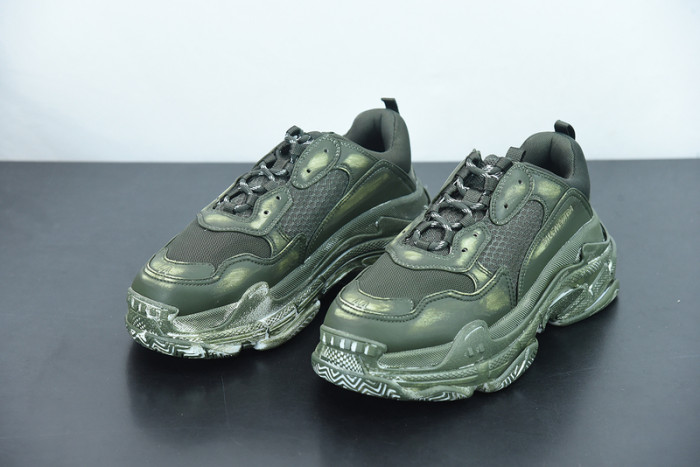 balcia triple s sneaker faded green