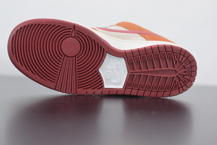 nike sb dunk low pro dark russet cedar bq6817-202