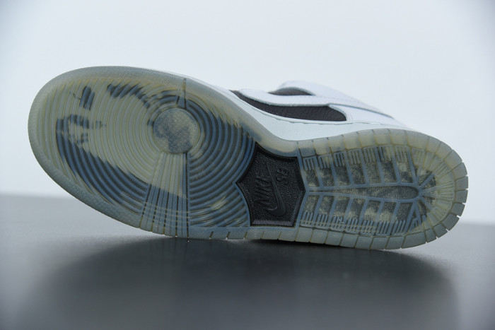 nike sb dunk low high send help 504750-020