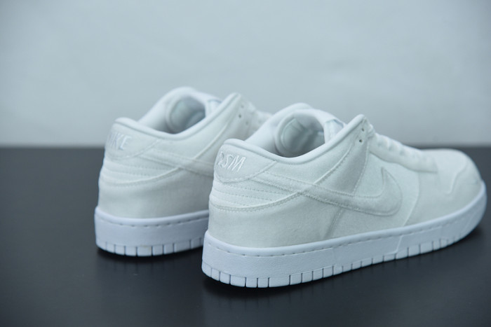 dover street market nike dunk low dh2686-100