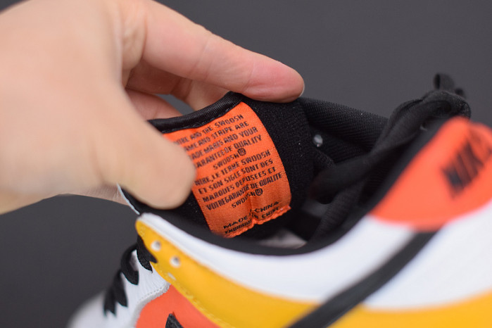 nike dunk sb low raygun 304292-803