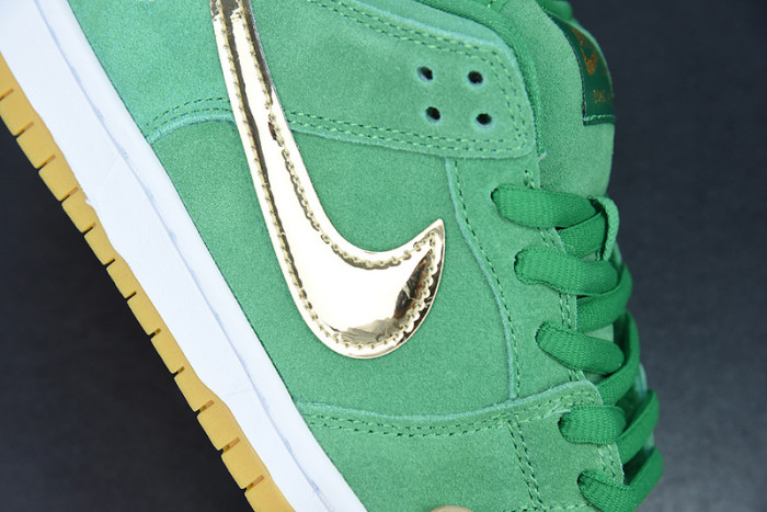 nike sb dunk low pro st. patrick