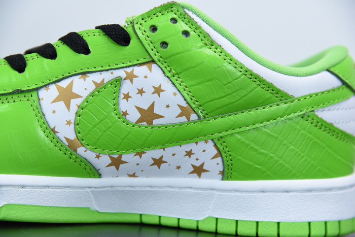 spm x nike sb dunk low green dh3228-101