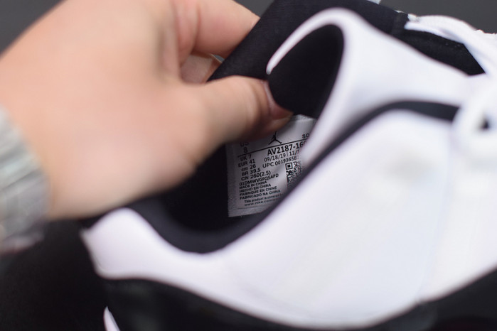 air jordan 11 retro low concord bred av2187-160