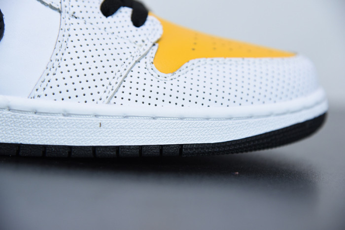 air jordan 1 mid “university gold” bq6472-107