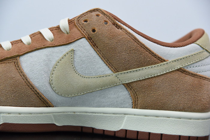 nike dunk low prm “medium curry” dd1390-100