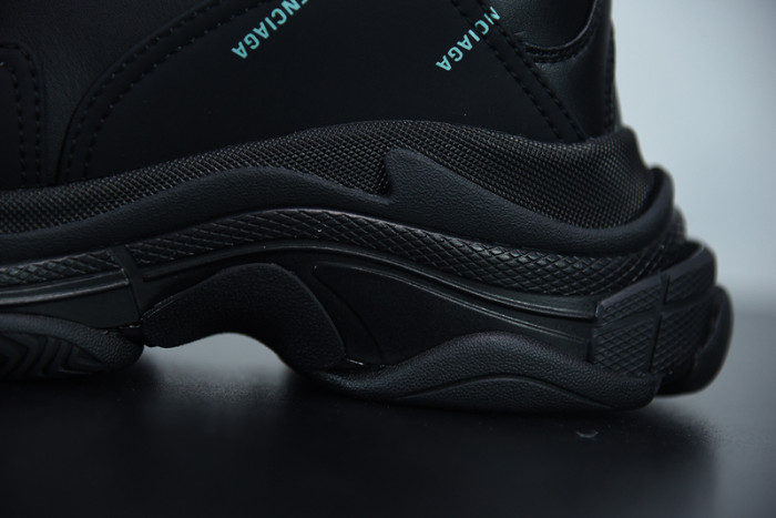 balcia triple s sneaker