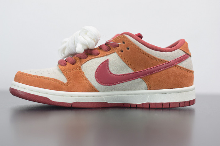 nike sb dunk low pro dark russet cedar bq6817-202