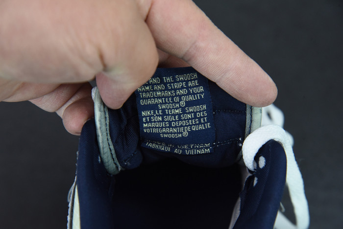 nike dunk low union passport pack pistachio dj9649-401