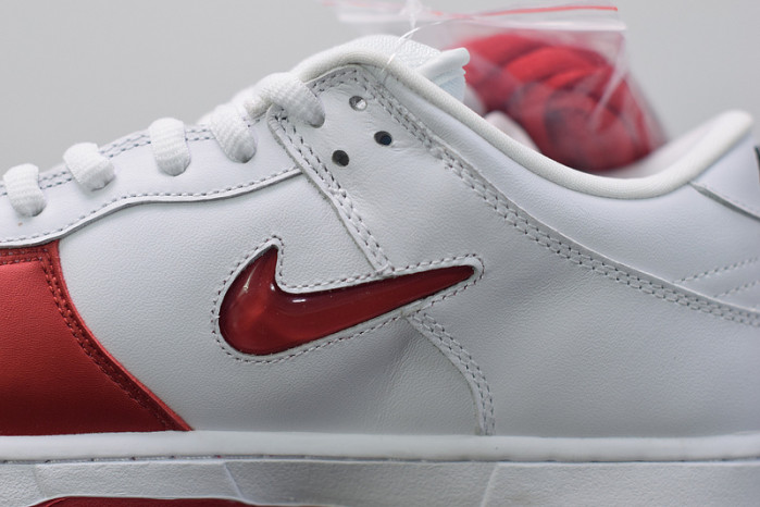 nike sb dunk low jewel swoosh red ck3480-600