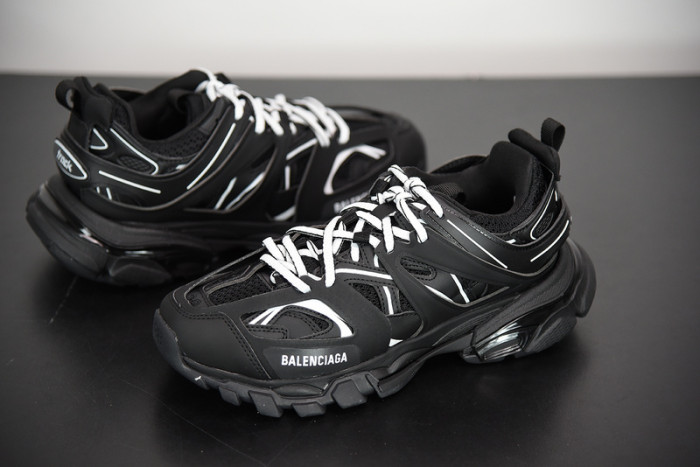 balcia track led Ba*len*cia*ga