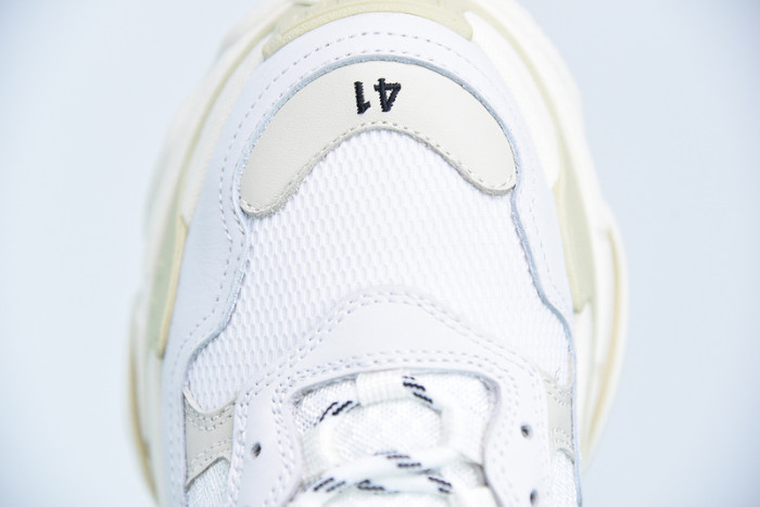 balcia triple s 541624 w09e1 9000