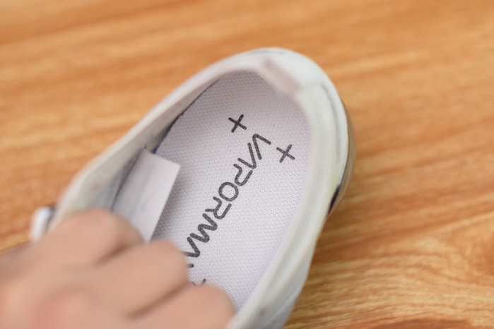 nike air vapormax 2019 premium white platinum tint lime blast at6810-100