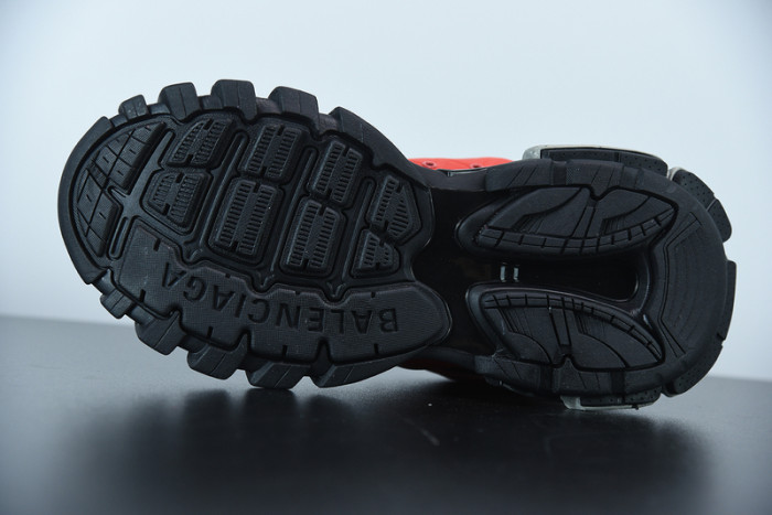 balcia track sneaker