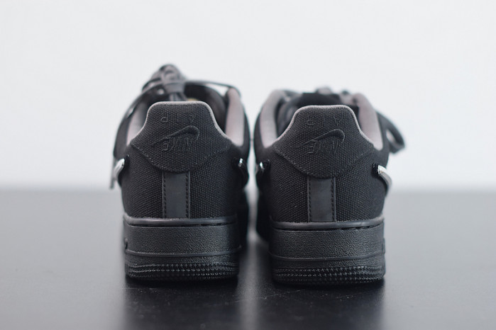 travis scott x air force 1 aq4211-001