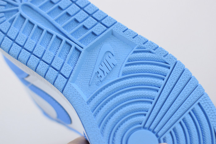 air jordan 1 low unc ao9944-441