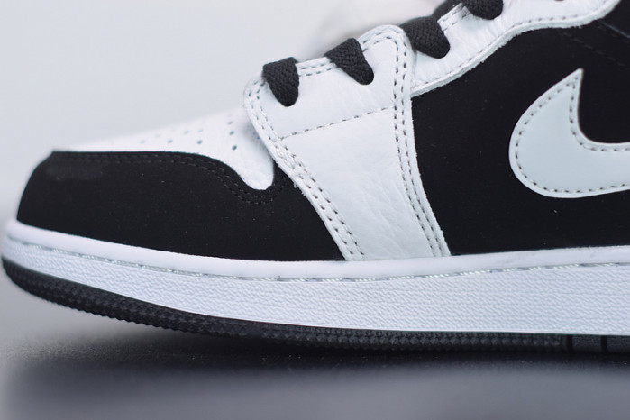 air jordan 1 mid white black (gs) 554725-113