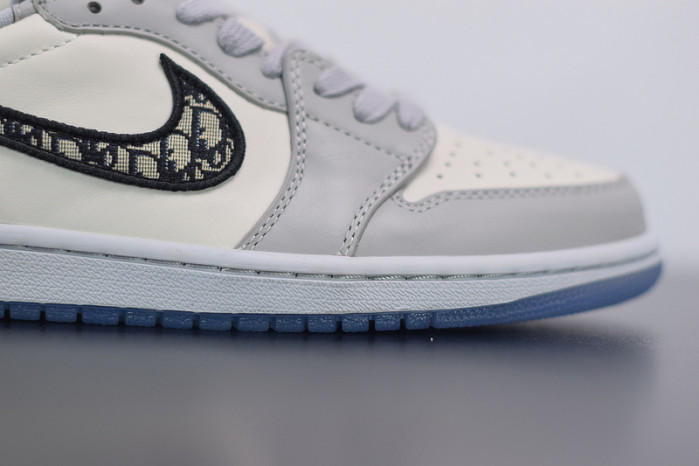 air jordan 1 retro low dor ad0001